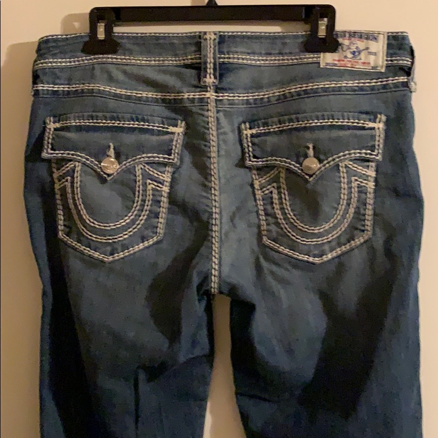 True Religion Blue Jeans With White Stitching